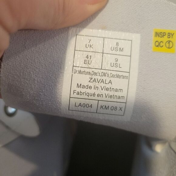 Dr Martens Zavala eyelet combat boots New Men Size 8 Women Size 9 Unisex White - Picture 4 of 6